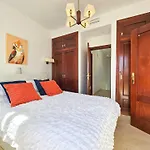 Vila 5 Bed With Pool In Cerros De Aguila *
