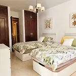 Vila 5 Bed With Pool In Cerros De Aguila