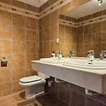 Vila 5 Bed With Pool In Cerros De Aguila *
