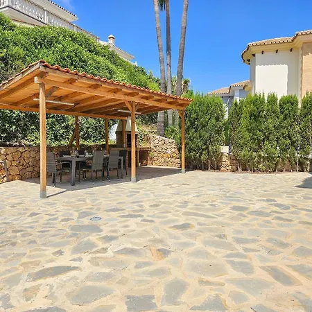 5 Bed With Pool In Cerros De Aguila Vila *
