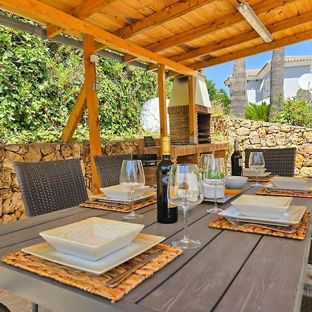 5 Bed With Pool In Cerros De Aguila Vila *